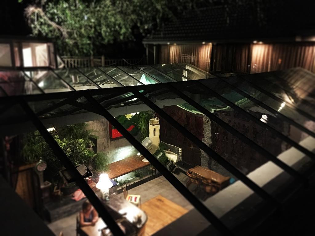 Kelly's Courtyard